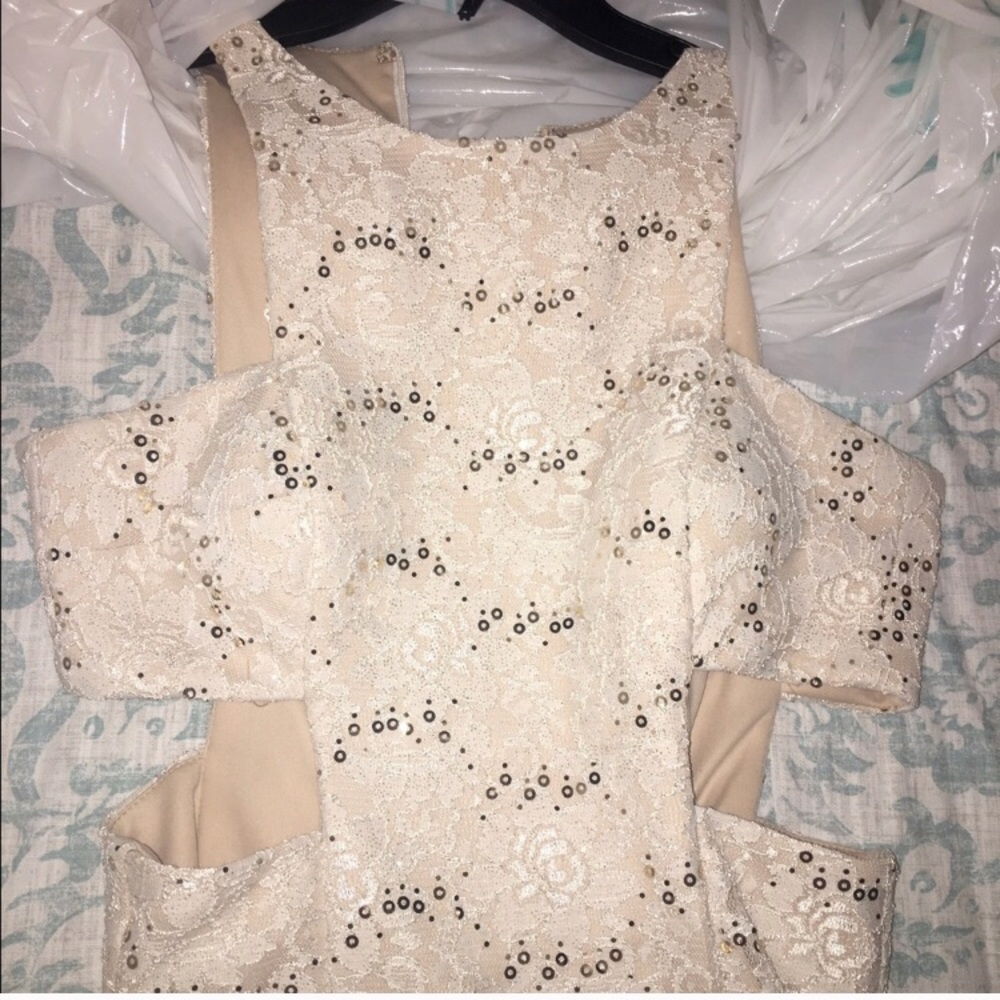 PROM DRESS!!!! - Picture 2 of 4